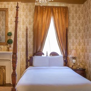 Crown Premier Room